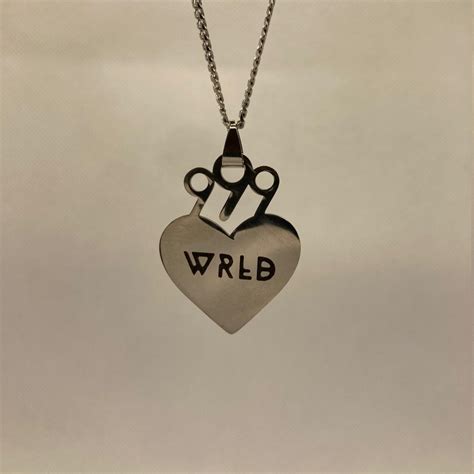 999 necklace juice wrld.